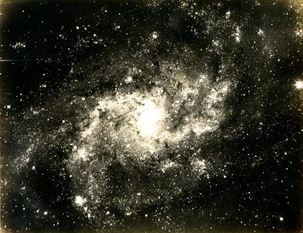 Galaxie du Triangle, 1910