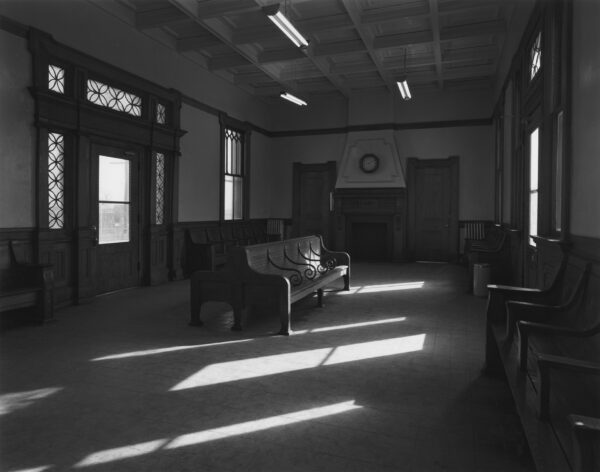 Waiting Room, 1982